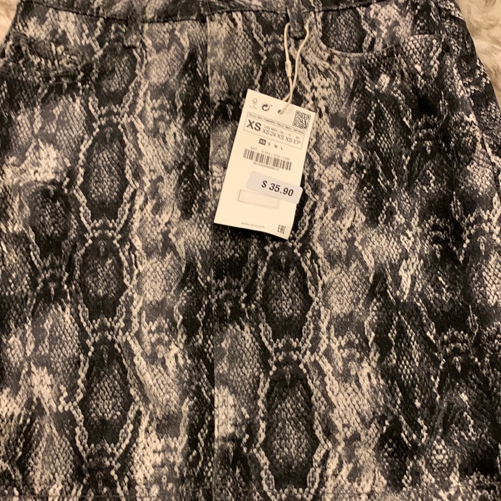 Snake print